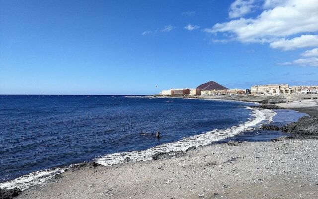 El Medano, Cabezo beach, pool & parking