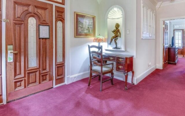 Plaza Suites Downtown New Orleans