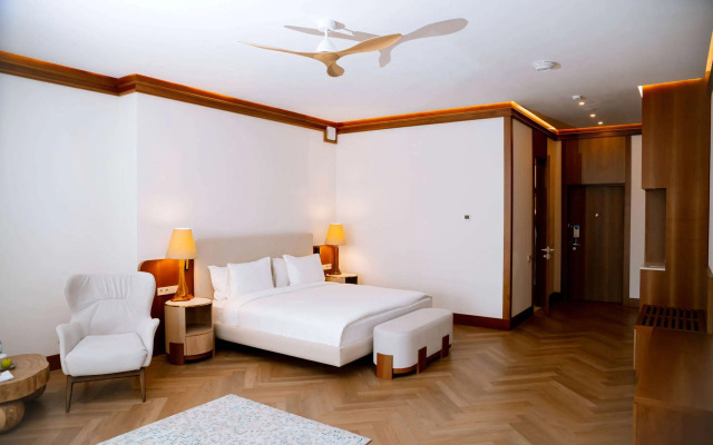 Wyndham Residences Aqkol