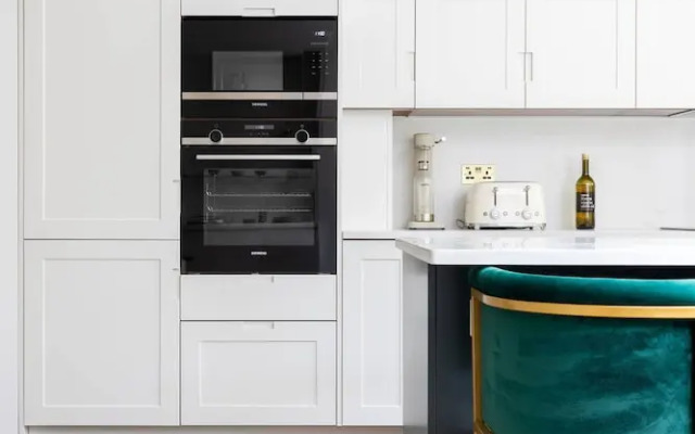 Westbourne Park Road Xviii by Onefinestay