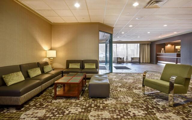 Holiday Inn Cincinnati-Riverfront by IHG