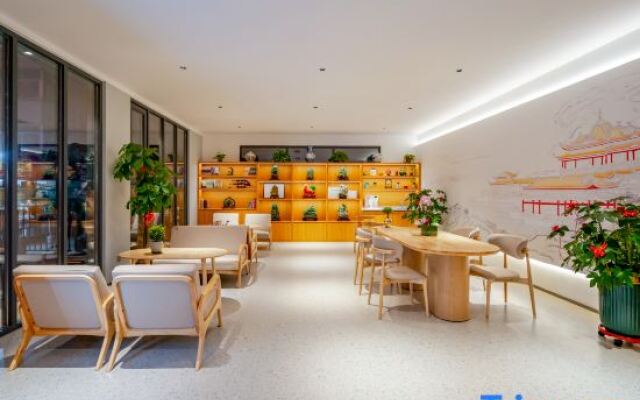 Tingyue Hotel (Dalian North Station Branch)