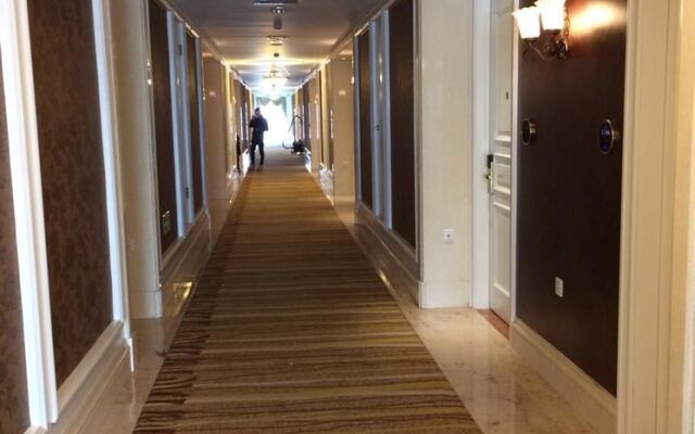 Oceania Hotel