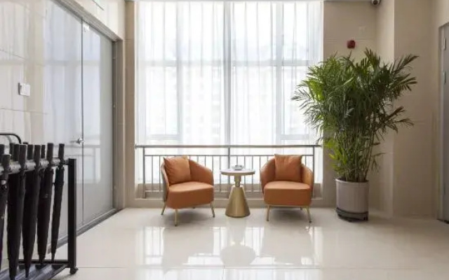 Tuyue Hotel (Zhao Tuo Park, Zhonghua North Street)