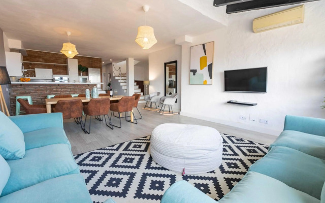 Stylish 5-Bdrs Duplex/Penthouse - Heart Of P.Banus