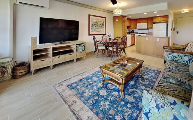 Kihei Akahi D-105 by Maui Rental Group