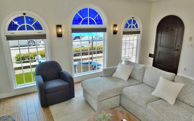 Belmont Shore Beach House