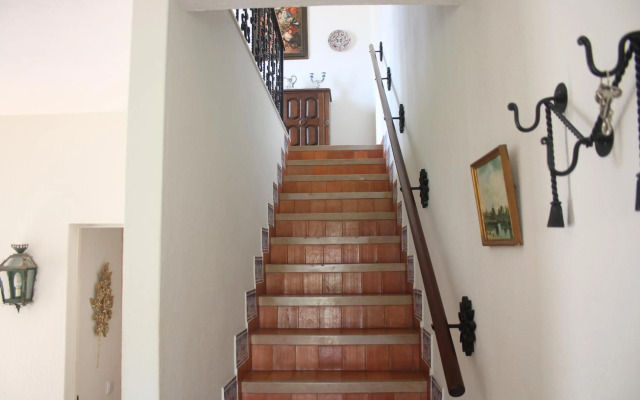 Amazing Beach House in Algarve with Sea View!