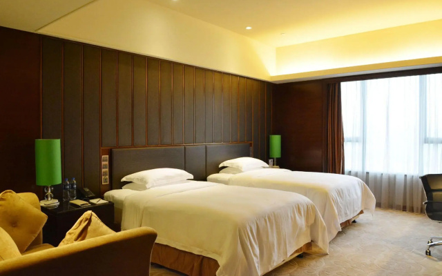 Malachite Hotel