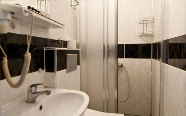 Golden Horn Park Hotel