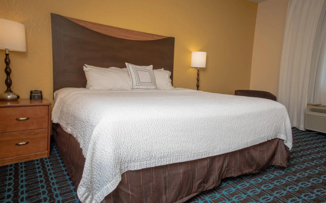 Fairfield Inn & Suites by Marriott Knoxville/East