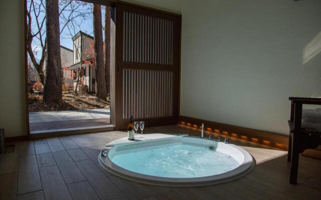 グランピングヴィラハンズ河口湖