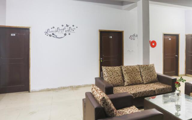 OYO 67590 Hotel Krishna Vedanand Residency