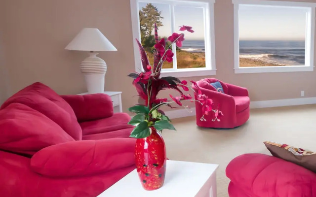 Seaside Vacation Homes