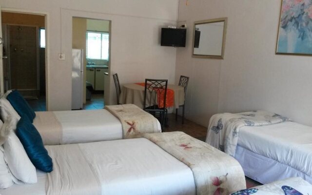 Boer & Brit Self Catering Guest House