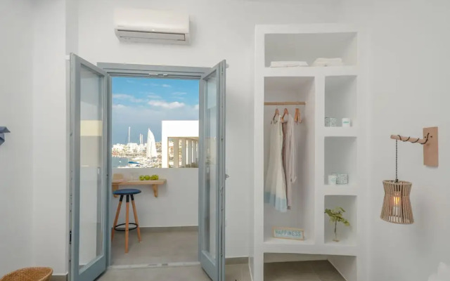 Aegean Jasmine - In The Center