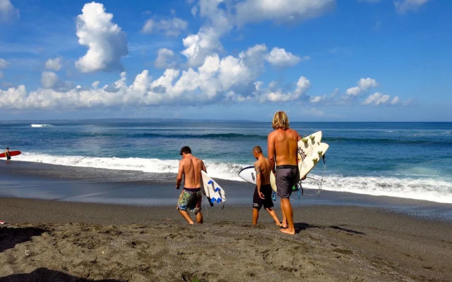 Mojosurf Camp Canggu - Hostel