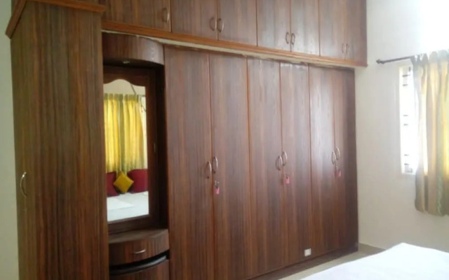 Maxiprime otels Uthandi