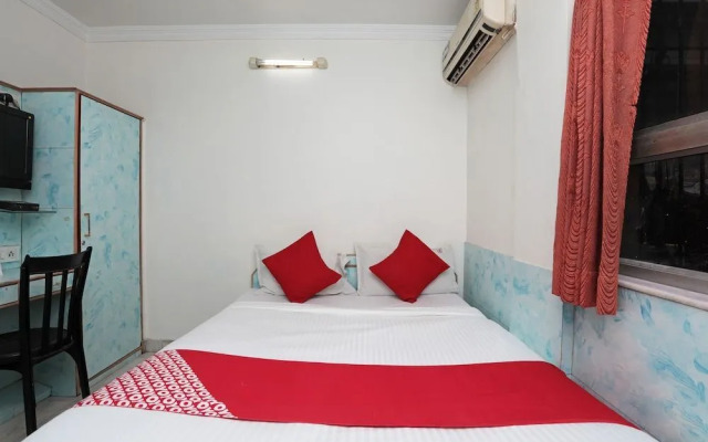 OYO 26143 Hotel Abedin