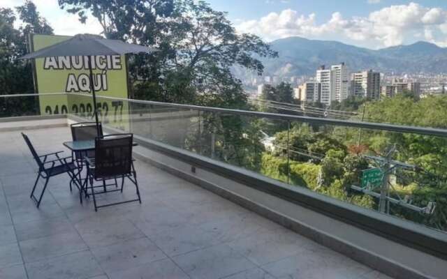 Apartamento de Lujo Poblado Campestre