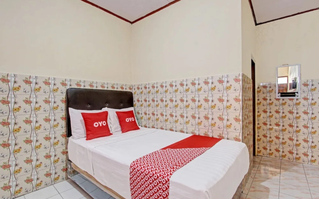 OYO 92884 Agustha Homestay