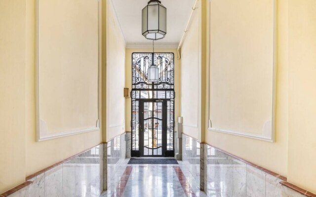 Stunning 2bed&bath Apt in Eixample, 5mins to Metro