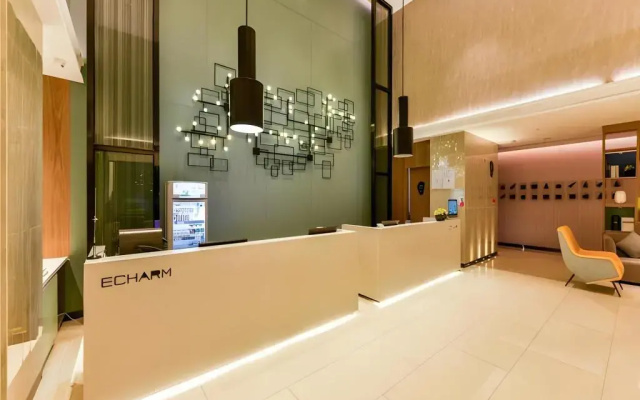 Echarm Hotel (Nanning Jiangnan Wanda Plaza Baisha Avenue)