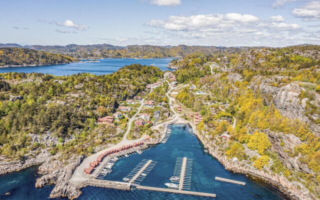 Beautiful Home in Lindesnes With 3 Bedrooms