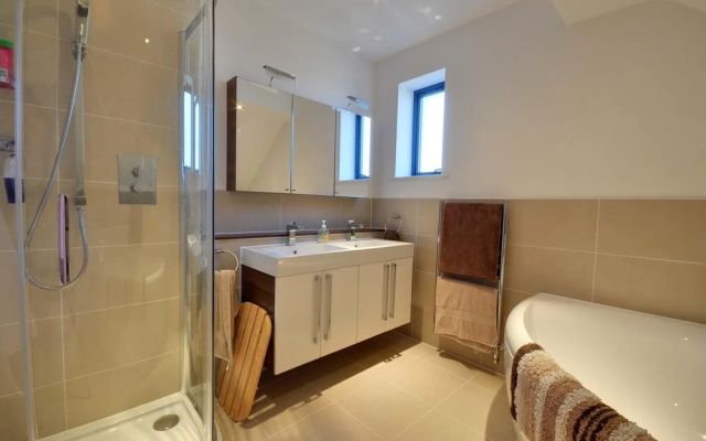 6 Sandbourne in Bournemouth