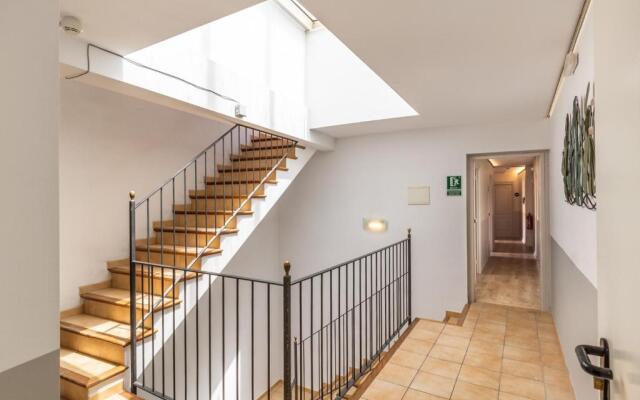 El Josemari Youth Hostel - Albergue Juvenil