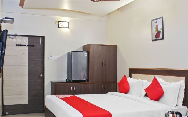 Hotel Jayratna