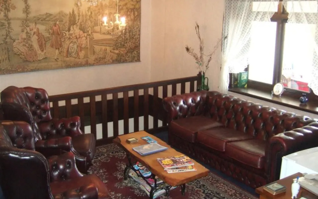 Colonial Accommodation @ Undine