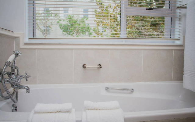 Aan de Zee @ Pinnacle Self - Catering Villas
