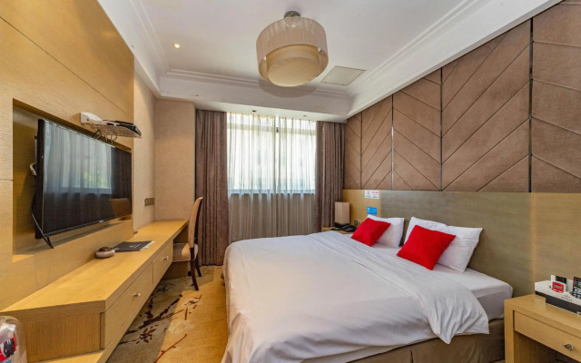 He Lin Business Hotel (Shanghai Danning Music Square)