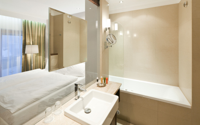 Pytloun City Boutique Self Check-in Hotel