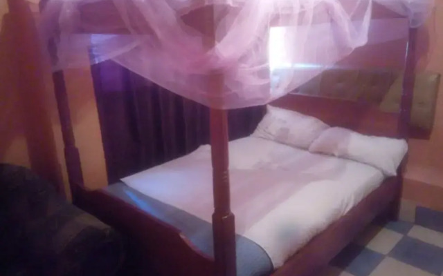 New Rwathia Guest House