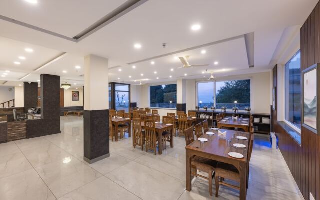 Stone Wood Mountain Resort