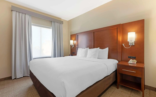 Comfort Suites West Dallas - Cockrell Hill