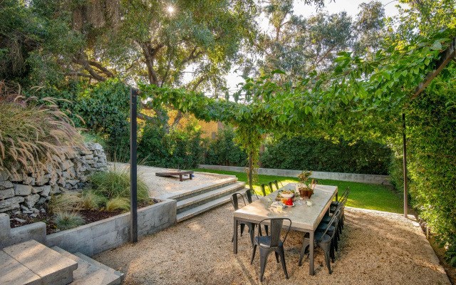 Silver Screen by Avantstay Luxe Backyard Escape