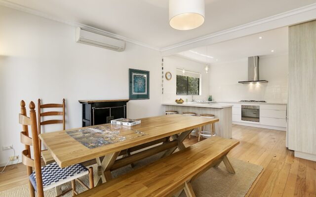 Veronica Lodge - Free Wifi