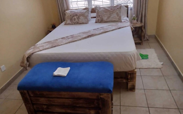 Stay.Plus Mtwapa Holiday Home