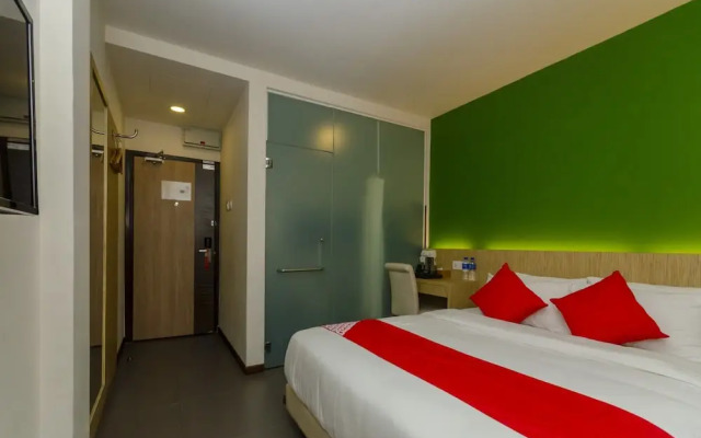 OYO 574 RS Boutique Hotel