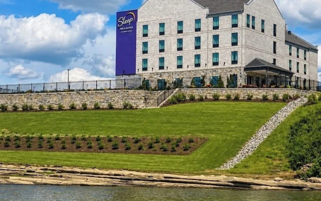 Sleep Inn & Suites Savannah Tennessee Riverfront