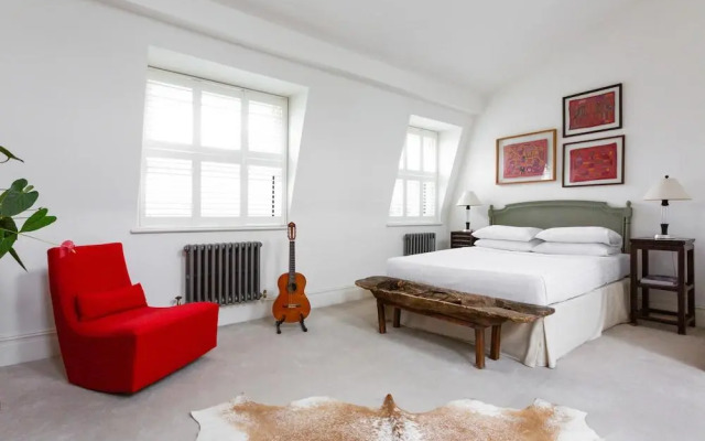 Warwick Gardens II by onefinestay