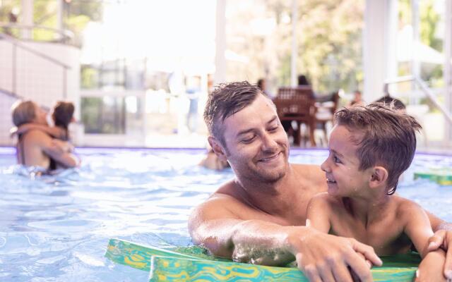 Commodore Airport Hotel