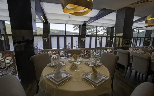 Taksim International Abant Köşk Hotel