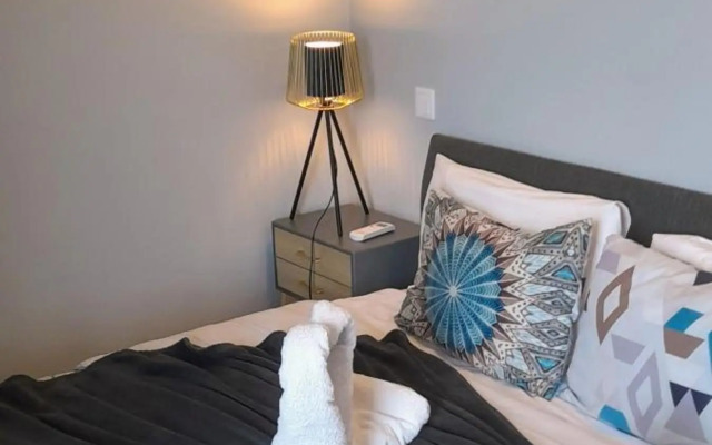 White Design Apartment