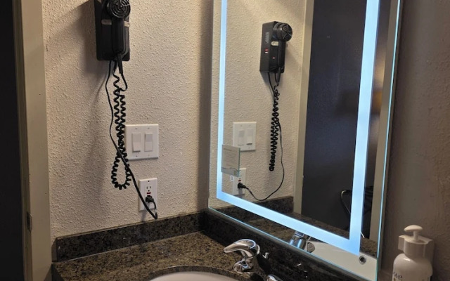 Super 8 Swift Current