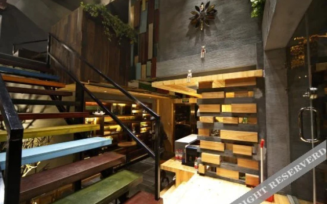 西湖隐庐酒店(杭州雷锋塔店)