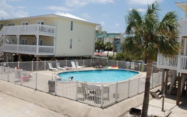 Moonraker 9 by RedAwning